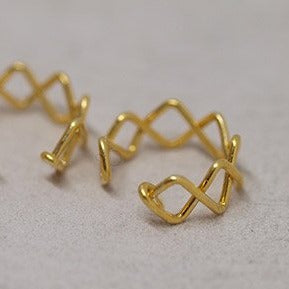 Bagues d'oreilles "CROWNED"
