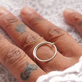 bague "WOO"