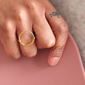 bague "WOO"