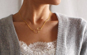 Collier "CERCLES ENLACES" plaquée or