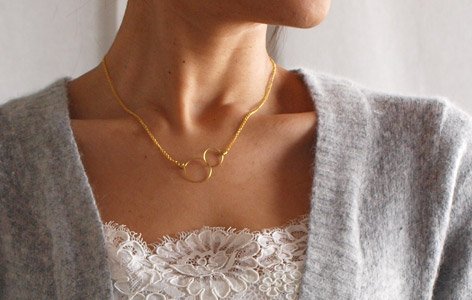 Collier "CERCLES ENLACES" plaquée or